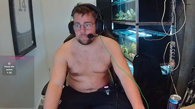 Snapshot of justinitt chatting on 16, 1, 2025 justinitt online show from 16, 1, 2025