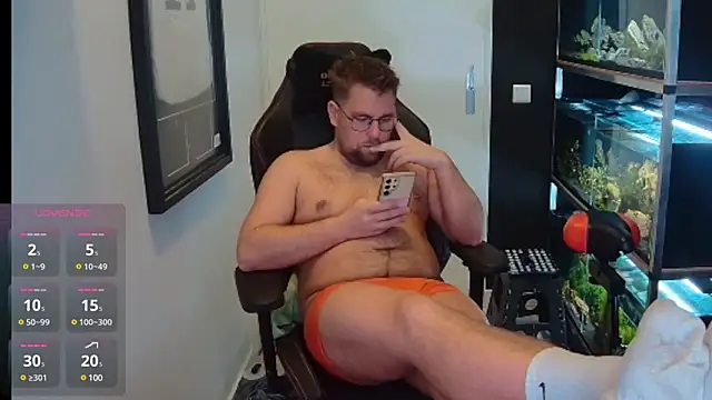 Snapshot of justinitt chatting on 17, 1, 2025 justinitt online show from 17, 1, 2025