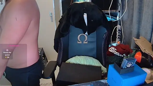 Snapshot of justinitt chatting on 28, 1, 2025 justinitt online show from 28, 1, 2025