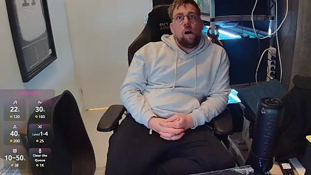 Snapshot of justinitt chatting on 1, 2, 2025 justinitt online show from 1, 2, 2025