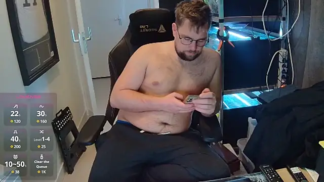 Snapshot of justinitt chatting on 2, 2, 2025 justinitt online show from 2, 2, 2025