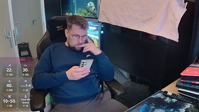 Snapshot of justinitt chatting on 13, 2, 2025 justinitt online show from 13, 2, 2025