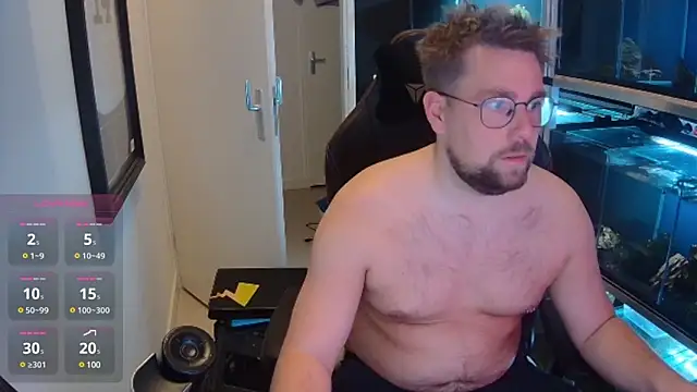 Snapshot of justinitt chatting on 18, 2, 2025 justinitt online show from 18, 2, 2025