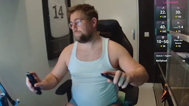 Snapshot of justinitt chatting on 23, 2, 2025 justinitt online show from 23, 2, 2025