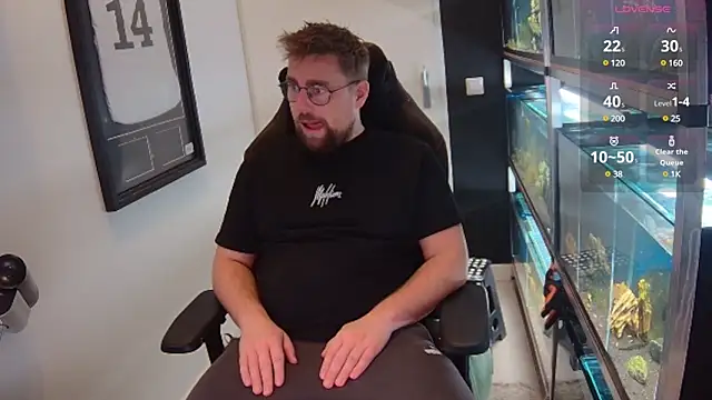 Snapshot of justinitt chatting on 25, 2, 2025 justinitt online show from 25, 2, 2025