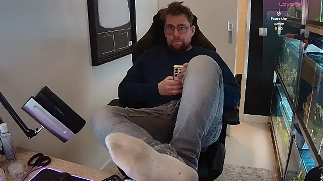 Snapshot of justinitt chatting on 1, 3, 2025 justinitt online show from 1, 3, 2025