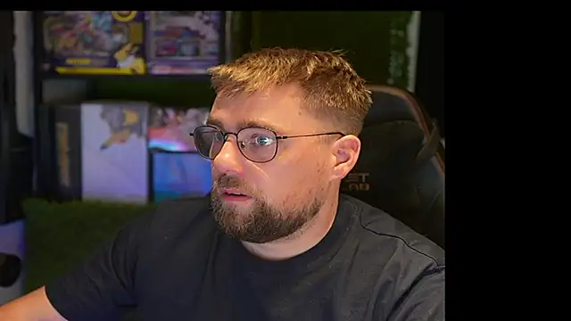 Snapshot of justinitt chatting on 16, 9, 2025 justinitt online show from 16, 9, 2025