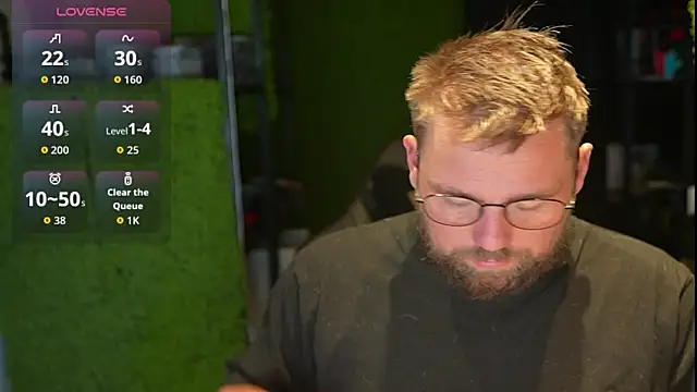 Snapshot of justinitt chatting on 2, 10, 2025 justinitt online show from 2, 10, 2025