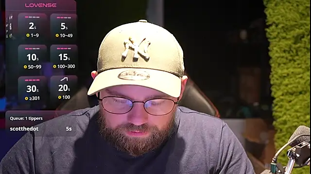 Snapshot of justinitt chatting on 11, 10, 2025 justinitt online show from 11, 10, 2025