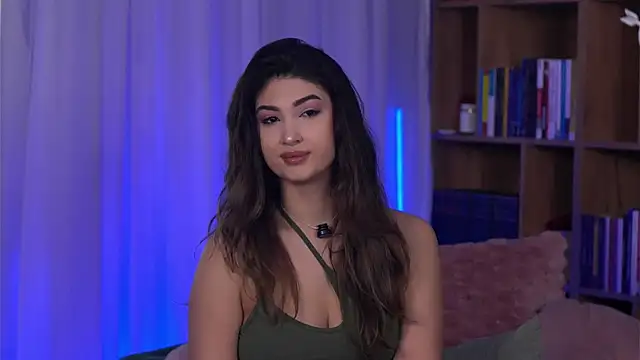 SarahPeach8 online show from 10, 4, 2026