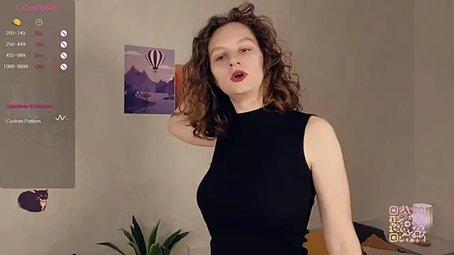 Leya Curly online show from 18, 9, 2025