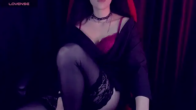 AlariaFatal online show from 10, 4, 2026