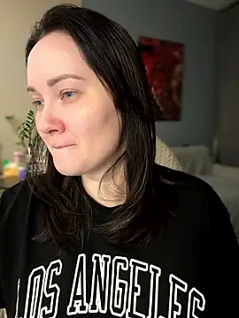 Kiss My Body online show from 16, 1, 2026