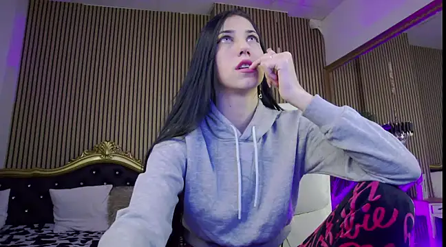 Snapshot of KeylaBlair chatting on 30, 1, 2025 KeylaBlair online show from 30, 1, 2025