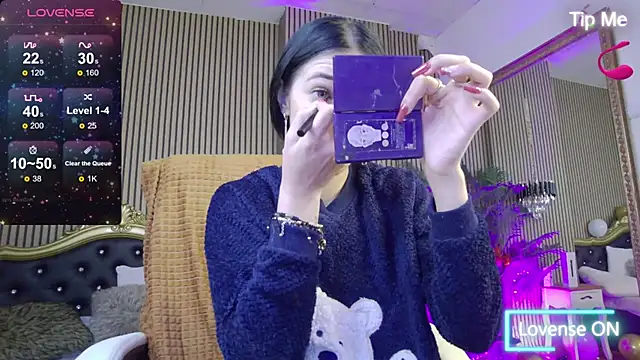 Snapshot of KeylaBlair chatting on 12, 2, 2025 KeylaBlair online show from 12, 2, 2025