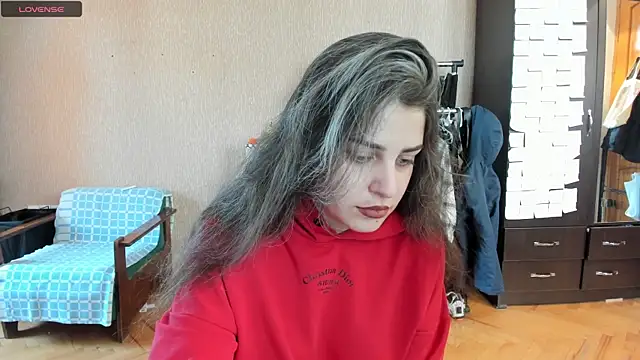 Snapshot of _Roselina_ chatting on 30, 4, 2026 Roselina online show from 30, 4, 2026