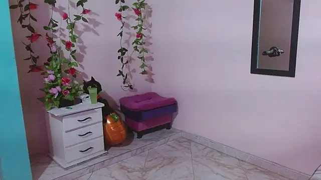 Atlanta Beautiful online show from 15, 11, 2025