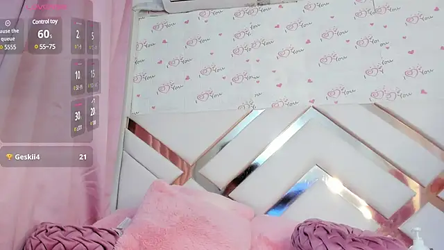 Snapshot of NoaBrowm chatting on 18, 1, 2025 NoaBrowm online show from 18, 1, 2025