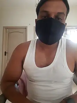 Snapshot of Chennaibull15 chatting on 3, 2, 2025 Chennaibull15 online show from 3, 2, 2025