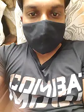 Snapshot of Chennaibull15 chatting on 6, 2, 2025 Chennaibull15 online show from 6, 2, 2025