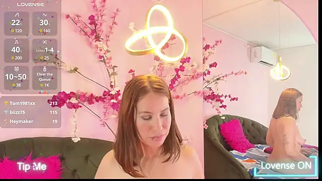 Snapshot of scarlette69 chatting on 29, 1, 2025 scarlette69 online show from 29, 1, 2025