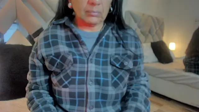 raquell moore online show from 27, 2, 2025