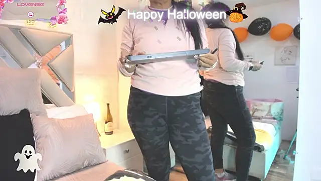 raquell moore online show from 1, 11, 2025