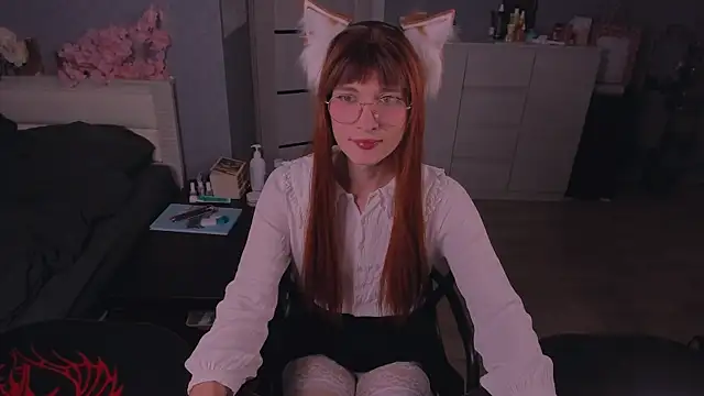 Snapshot of foxy_jpg chatting on 18, 7, 2026 foxy jpg online show from 18, 7, 2026