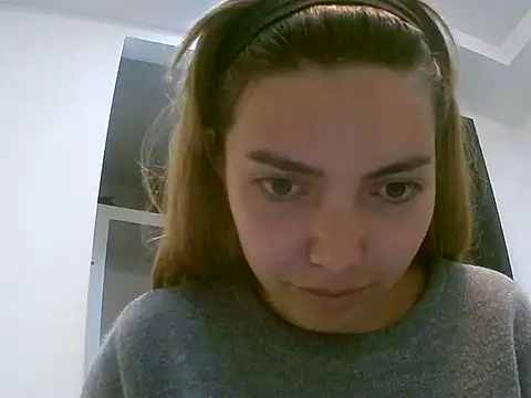 VittoriaTaylor online show from 19, 2, 2026