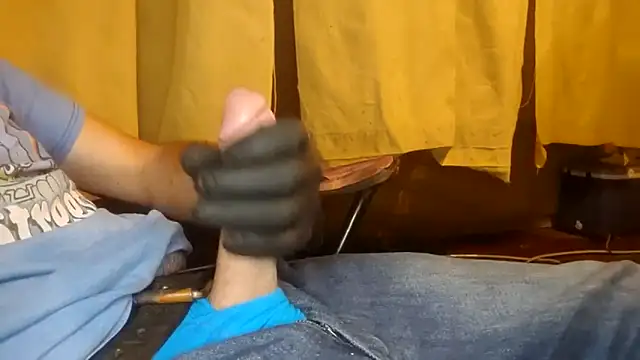 bwcbeat83 online show from 10, 9, 2025