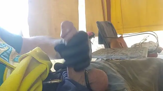 bwcbeat83 online show from 19, 4, 2026