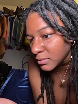 xoxoHotCoCo online show from 7, 4, 2026