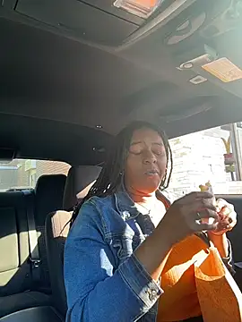 xoxoHotCoCo online show from 10, 4, 2026