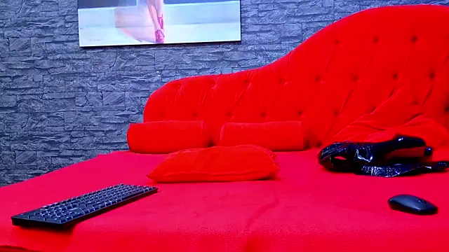 Snapshot of SelenaNoir chatting on 10, 9, 2025 SelenaNoir online show from 10, 9, 2025