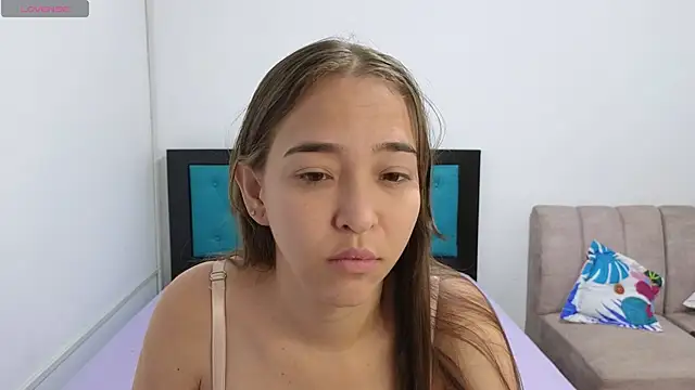 Snapshot of SERAFINA_ chatting on 31, 3, 2026 SERAFINA online show from 31, 3, 2026