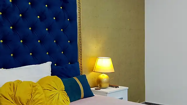 Annabellerise online show from 26, 2, 2025