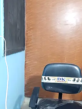 Snapshot of Divya-2007 chatting on 2, 2, 2025 Divya-2007 online show from 2, 2, 2025