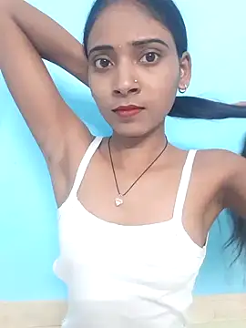 Snapshot of Divya-2007 chatting on 8, 2, 2025 Divya-2007 online show from 8, 2, 2025