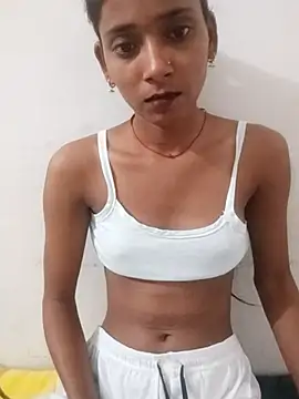 Snapshot of Divya-2007 chatting on 11, 10, 2025 Divya-2007 online show from 11, 10, 2025