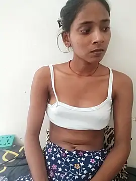 Snapshot of Divya-2007 chatting on 15, 10, 2025 Divya-2007 online show from 15, 10, 2025