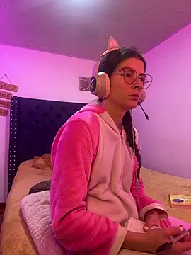 Snapshot of MARIELSINS_AND_DAIKIJACK chatting on 17, 3, 2025 MARIELSINS AND DAIKIJACK online show from 17, 3, 2025