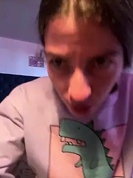 Snapshot of MARIELSINS_AND_DAIKIJACK chatting on 21, 3, 2025 MARIELSINS AND DAIKIJACK online show from 21, 3, 2025