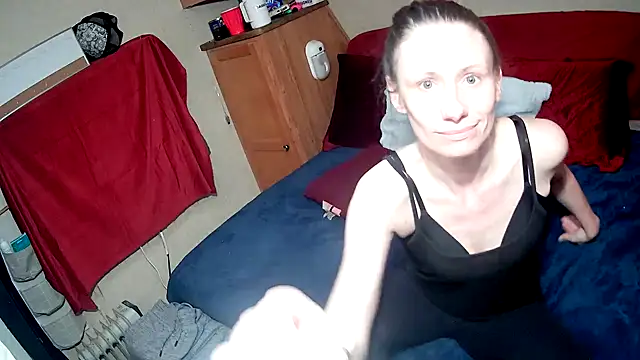 Snapshot of VibeyLovers chatting on 12, 3, 2025 VibeyLovers online show from 12, 3, 2025