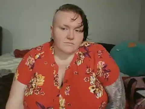 CorgiGodez98 online show from 28, 2, 2025