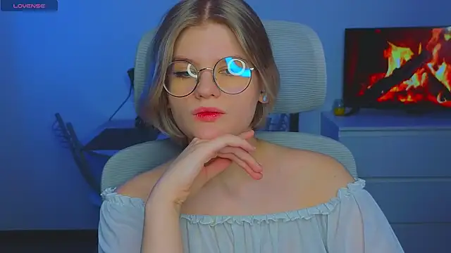  JessieVibes online show from 5, 2, 2025