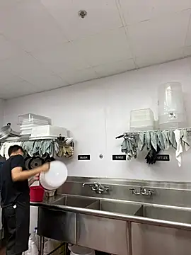 PerroDemonioHot online show from 3, 3, 2025