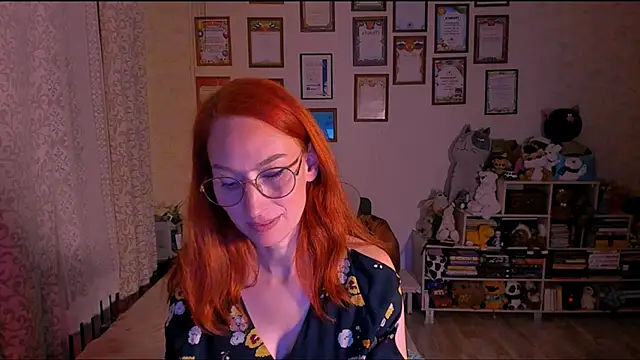 red rocco online show from 18, 3, 2025