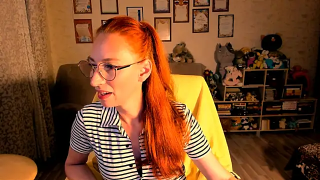 red rocco online show from 12, 9, 2025