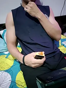 Snapshot of hot_hunk_boy chatting on 22, 9, 2025 hot hunk boy online show from 22, 9, 2025