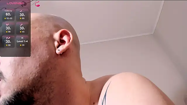 AssHunter4k online show from 16, 4, 2026